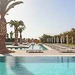 Blue Sea Village 4*