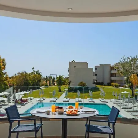 호텔 Blue Sea Village 아판토우