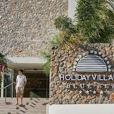 酒店 Blue Sea Village 4*