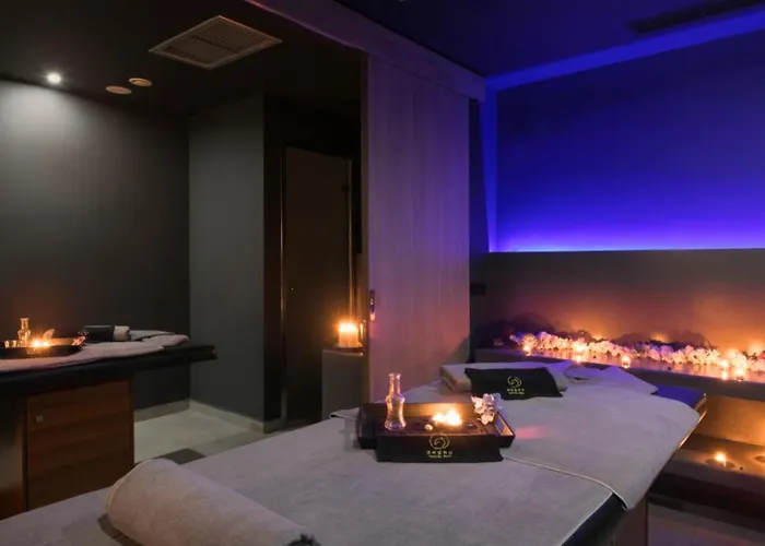 Blue Sea Village Hotell 4*